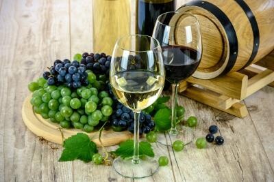 Vinul PERFECT pentru fiecare zodie! Pregăteşte-te de o degustare scrisă în 'stele' (sursa foto: Pixabay)