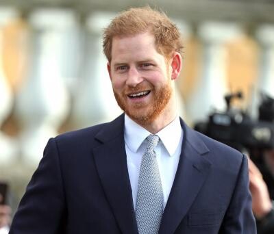 Meghan Markle dezvăluie că prințul Harry primea constant reproșuri din partea familiei regale britanice (sursa foto: Ducele şi Ducesa de Cambridge @KensingtonRoyal / Twitter)