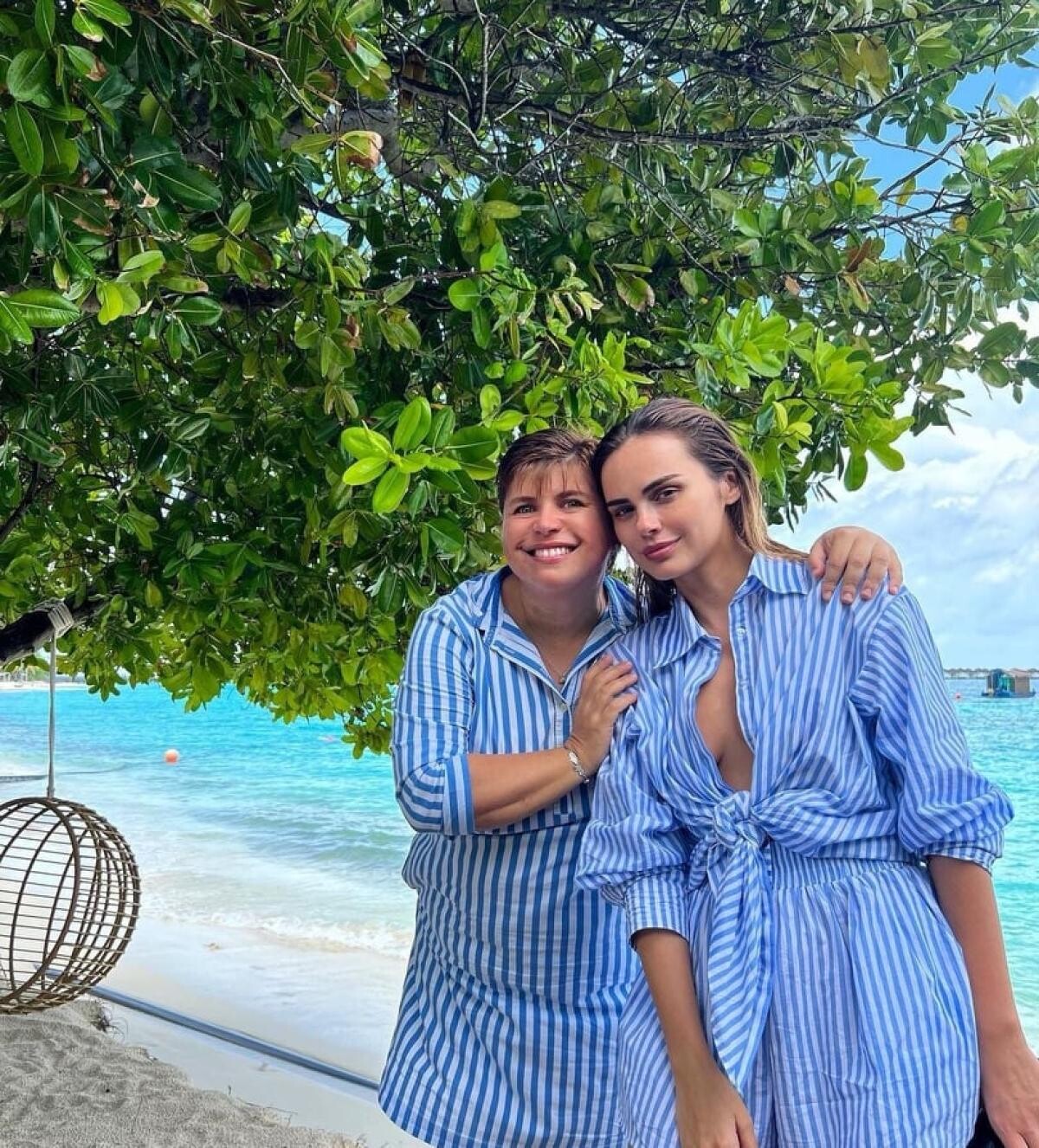 Xenia Deli i-a făcut cadou educatoarei fiicei sale o vacanță în insulele MALDIVE / Foto: Instagram Xenia Deli