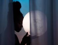 Luna Plină în Leu: Bucură-te de puterea sa cu un RITUAL simplu, de o zi (sursa foto: Ron Lach / Pexels)