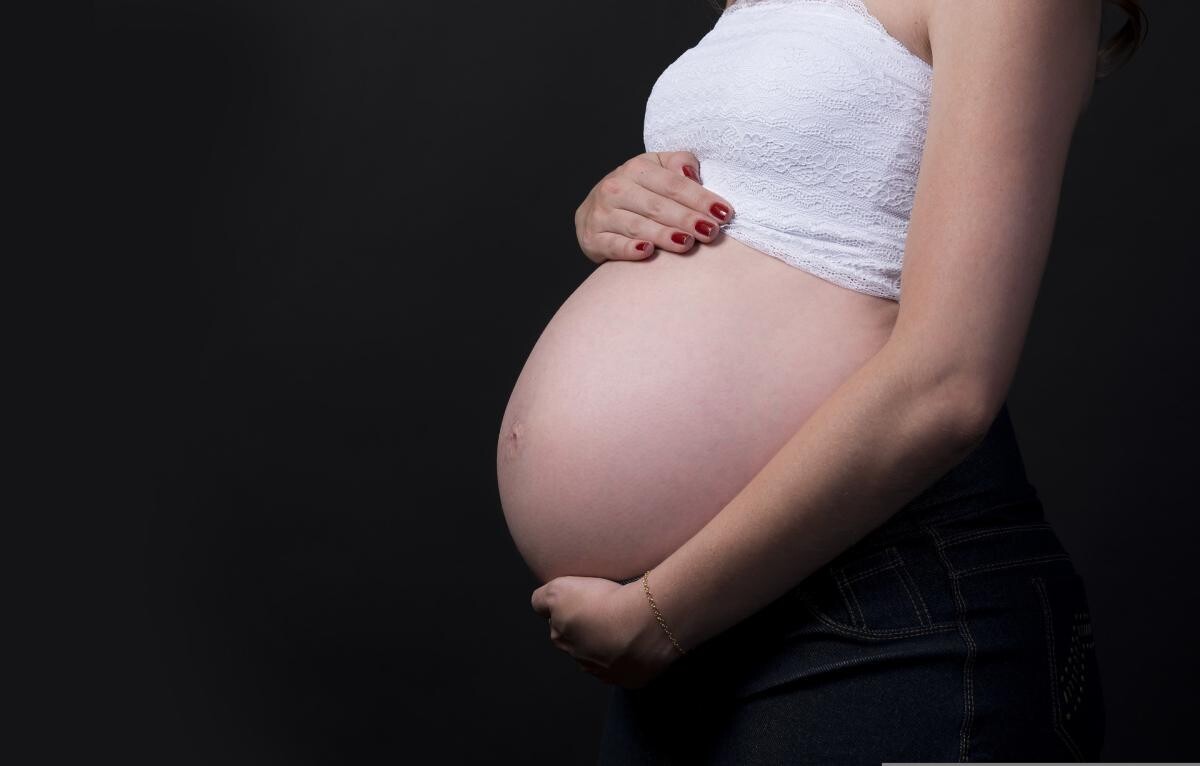 Actrița Hilary Swank este însărcinată. "Voi fi mamă, şi nu doar de unul, ci de doi" / Foto: Pixabay, de Daniel Reche